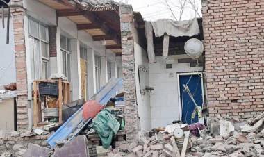Trágico terremoto en China dejó más de 100 muertos