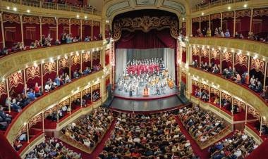 Febrero cultural: el Teatro del Libertador y el Teatro Real inician su temporada 2024