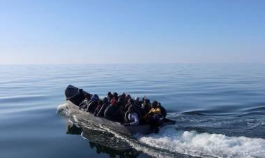 Naufragó un barco de inmigrantes frente a las costas de Túnez