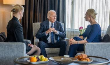 Biden se reunió con la esposa e hija de Navalny 