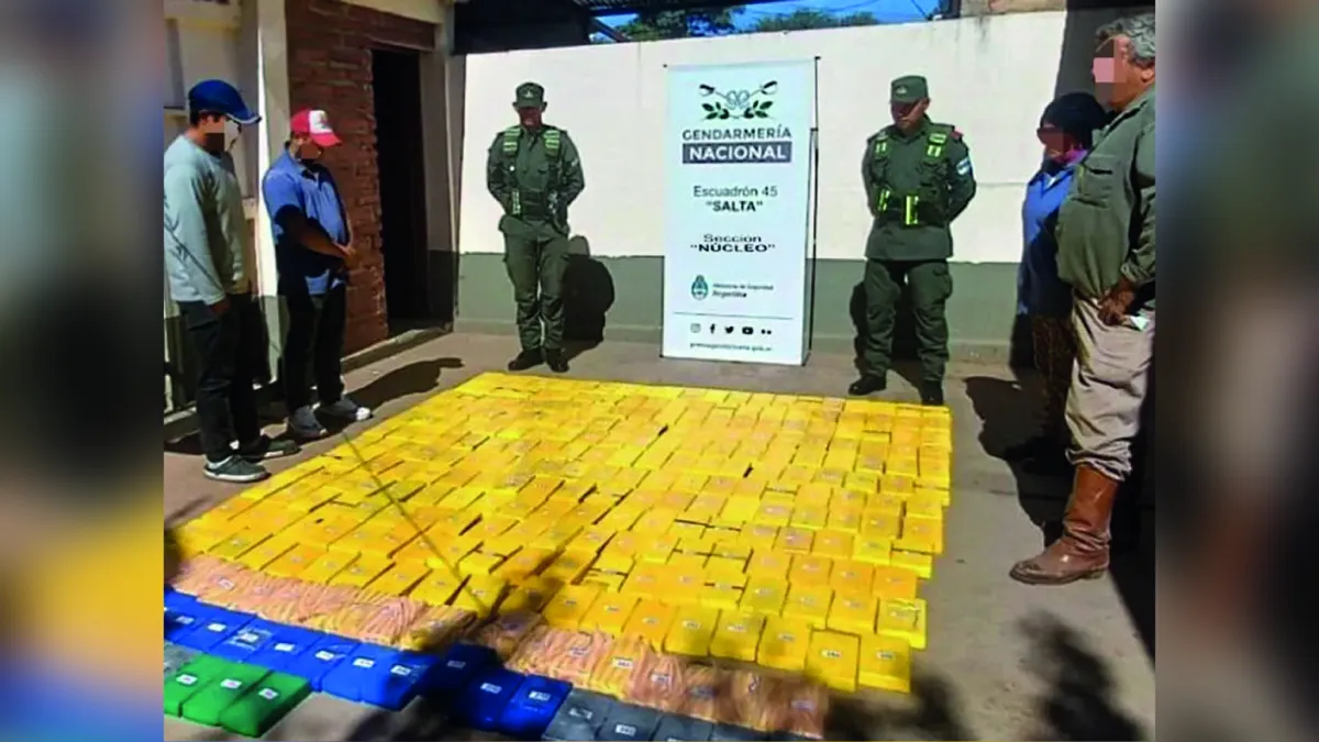Narcogendarme detenido con 300 kilos de cocaína