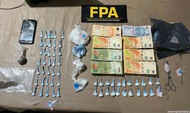 MUJER CON MÁS DE 1000 DOSIS DE COCAÍNA