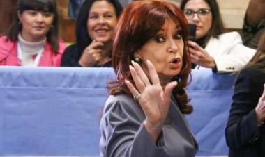 Ficha limpia: bloquearía una candidatura de CFK