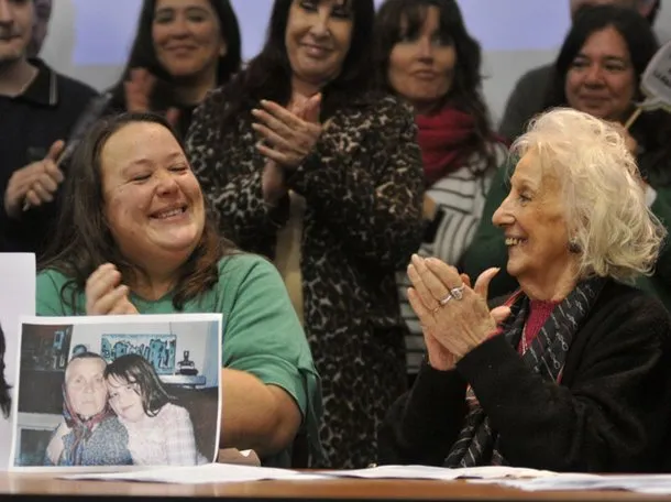 Abuelas anunció la restitución del nieto 140