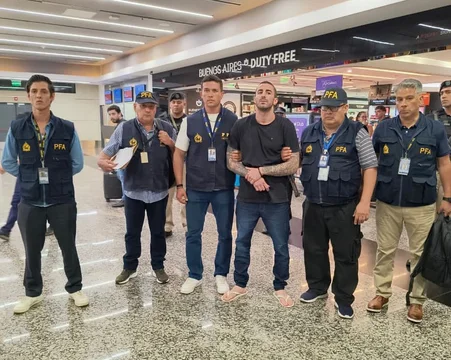 Extraditaron al uruguayo acusado de asesinar a un kiosquero