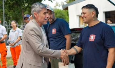 Incendios en Chubut: Cuarta delegación de bomberos 