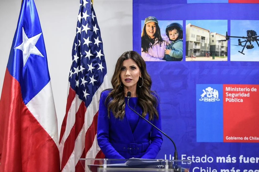 Trump desplazó a su secretaria de Seguridad Nacional