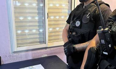 Usaban un puesto de sandías para vender drogas