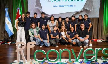 Jornada RE-conversar más de 300 estudiantes por el ambiente