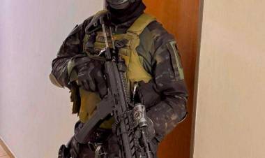 Éxtasis, tussi y marihuana