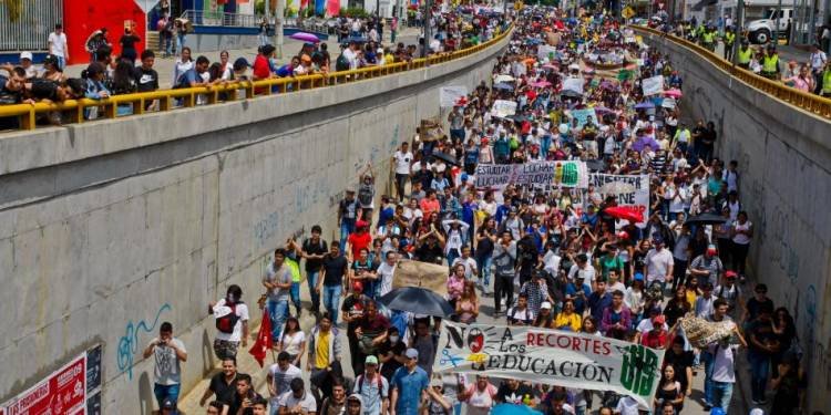 Colombia se contagia de la ola de protestas en Chile y Ecuador