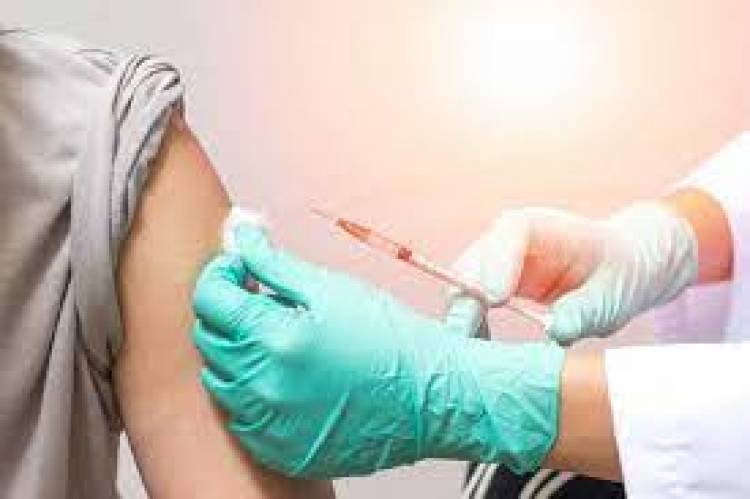El Gobierno adelantó la vacunación antigripal 