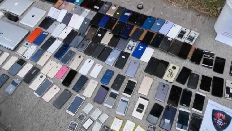 Un detenido con 125 teléfonos celulares robados