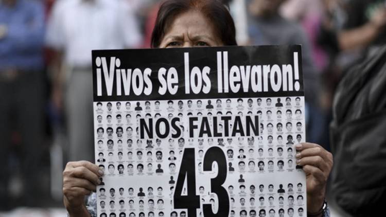 Ayotzinapa: Detuvieron al exprocurador general de México