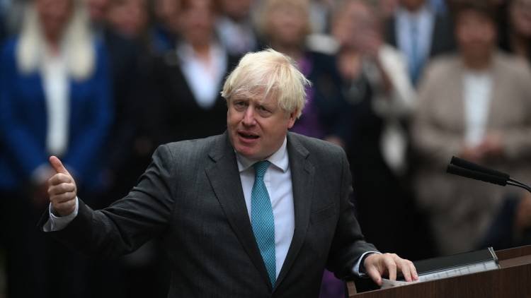 Boris Johnson volvió a Londres