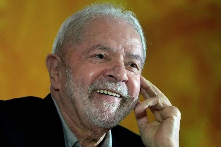 Lula viajaría en junio o julio al Vaticano 