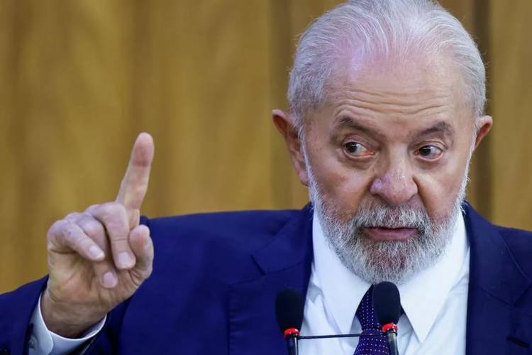 Lula oficializó la retirada del embajador de Brasil en Israel