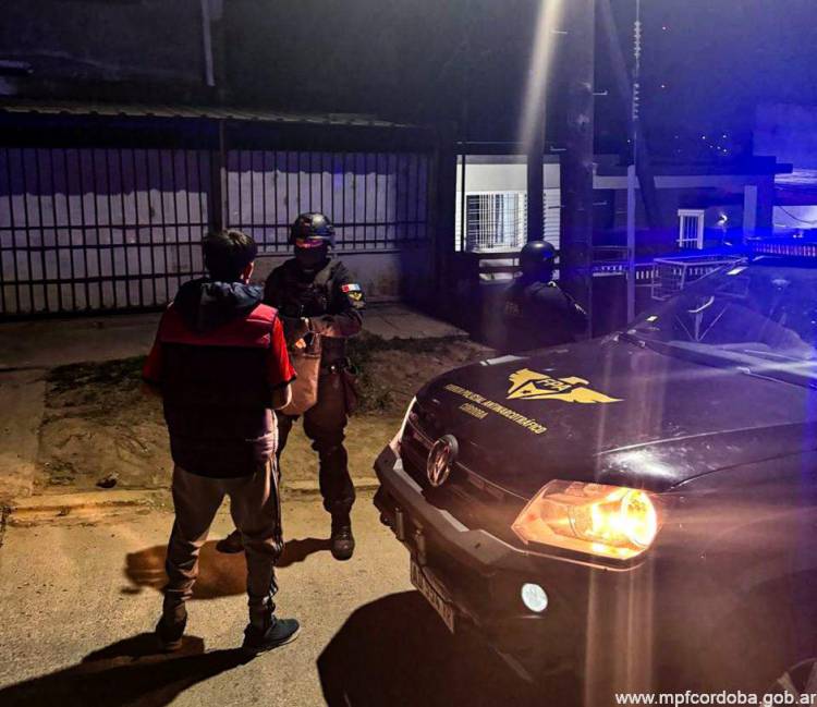 FPA DETUVO A UN SUJETO Y SECUESTRÓ ESTUPEFACIENTES