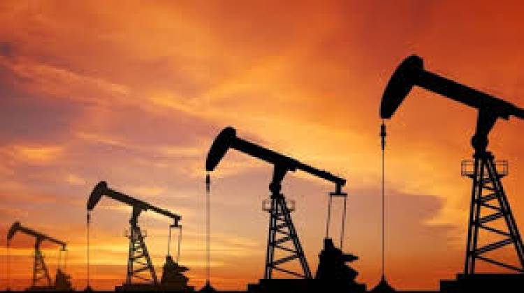 El petróleo sube 5% tras el ataque de Irán a Israel