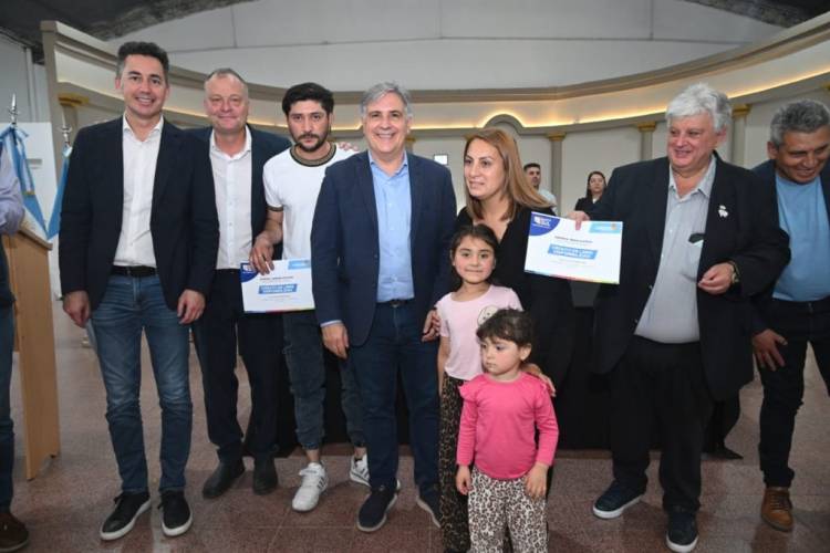 Totoral recibió aportes para obras de infraestructura