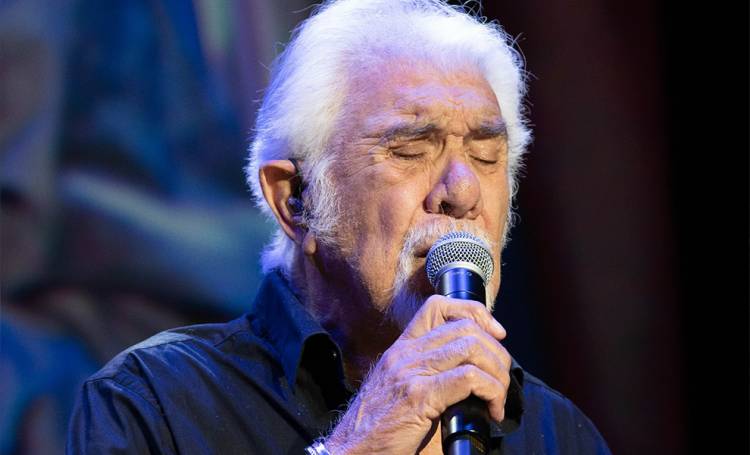 Raúl Lavié se presenta este viernes 