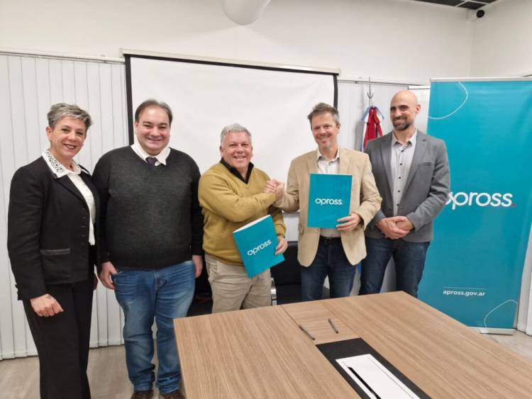 APROSS y el Municipio firmaron convenio