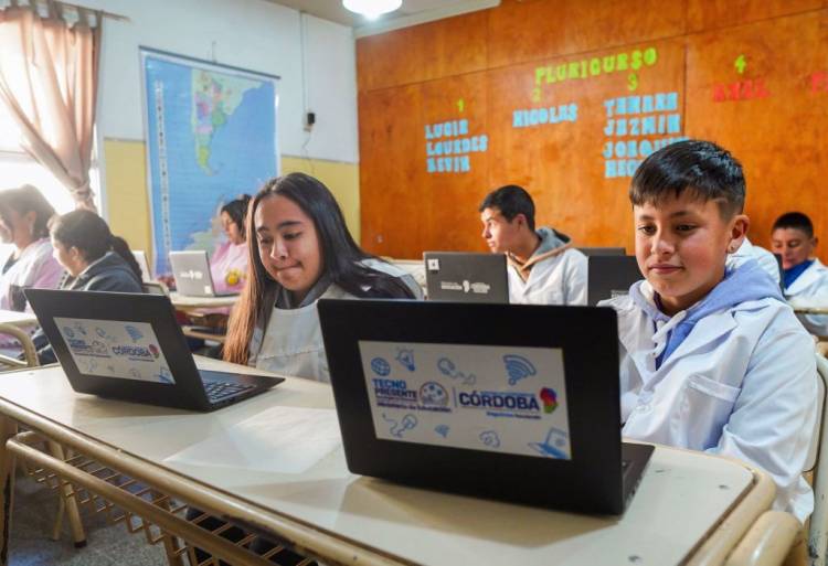Incorporan a la currícula escolar el Atentado a la Fábrica Militar