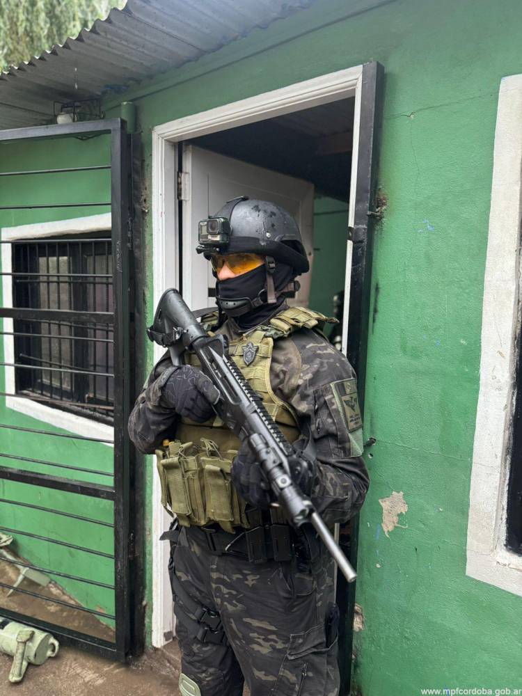 FPA DETUVO A DOS MUJERES