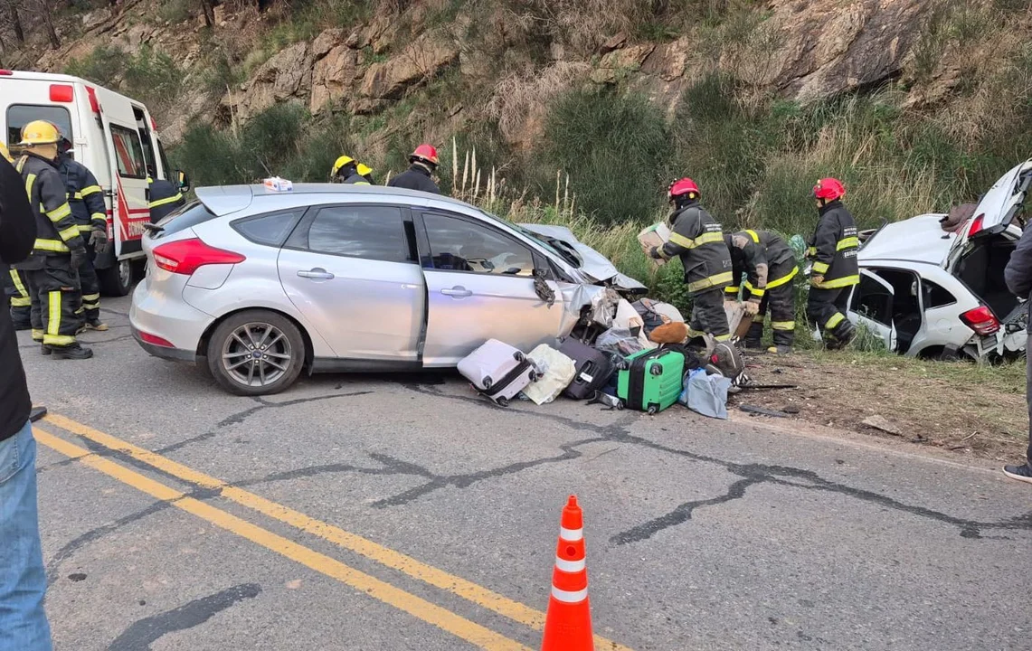 Fuerte choque: 4 muertos y 3 heridos